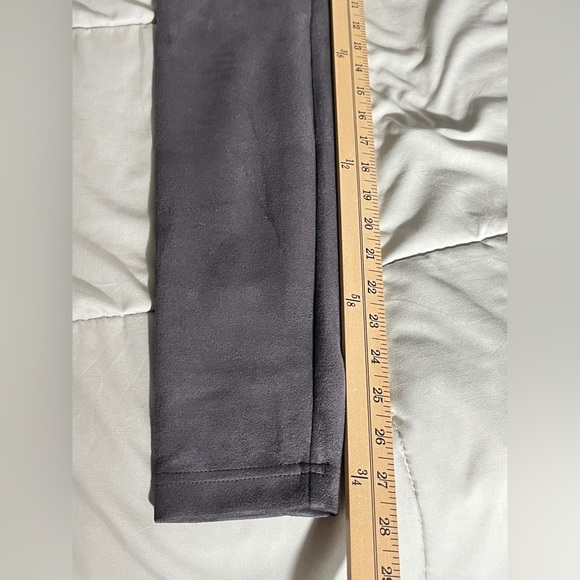 White House Black Market Grey Runway Vegan Suede Leggings sz 2 - Picture 12 of 12